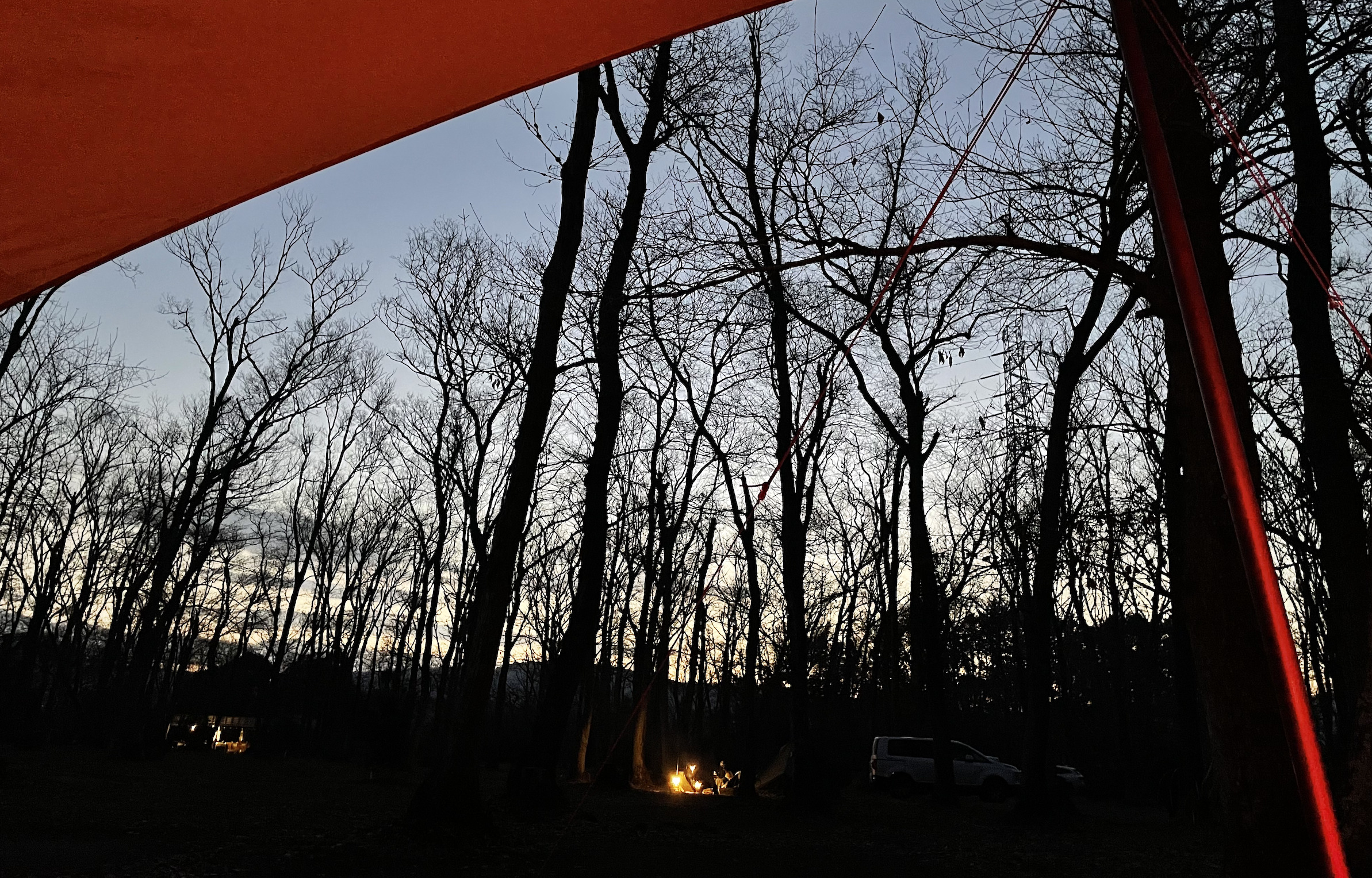 ホーリーウッズ久留里キャンプ村の日暮れの空
