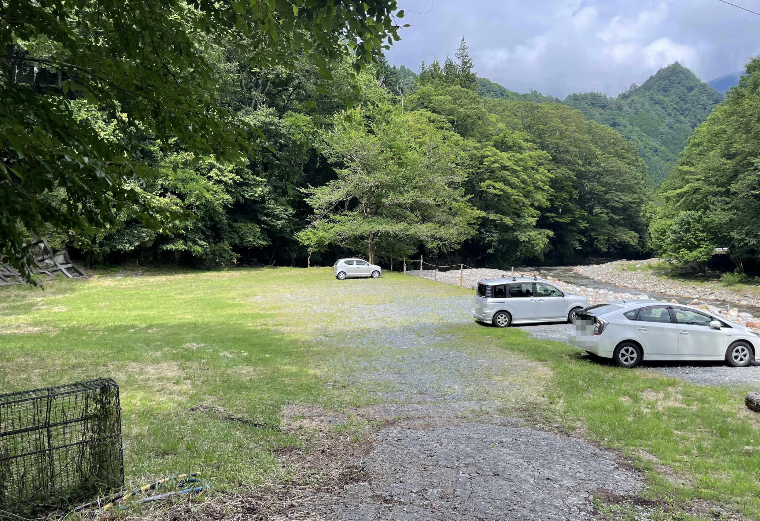 中津川村キャンプ場の駐車場