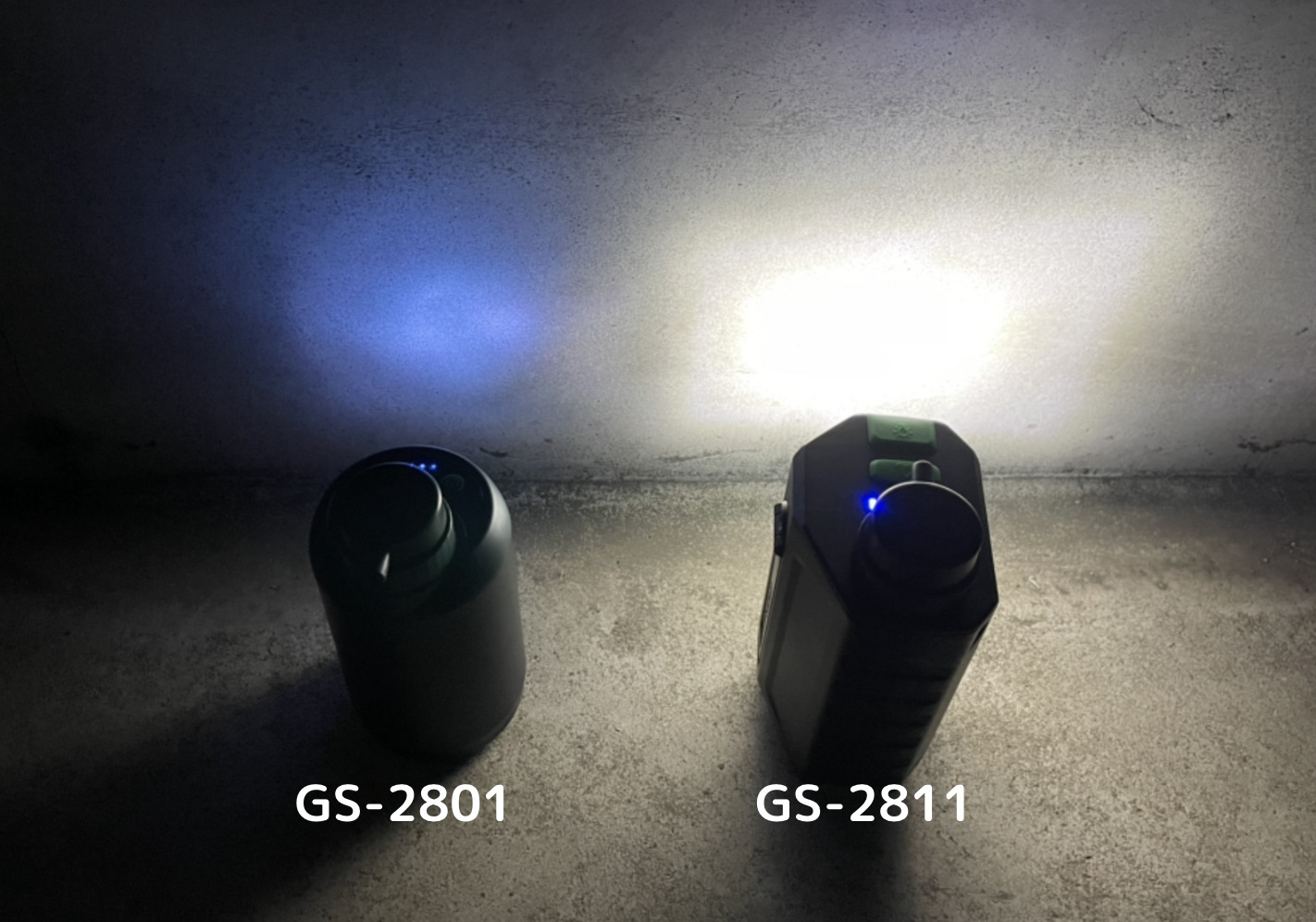 GS-2801とGS-2811のLEDライト明るさ比較